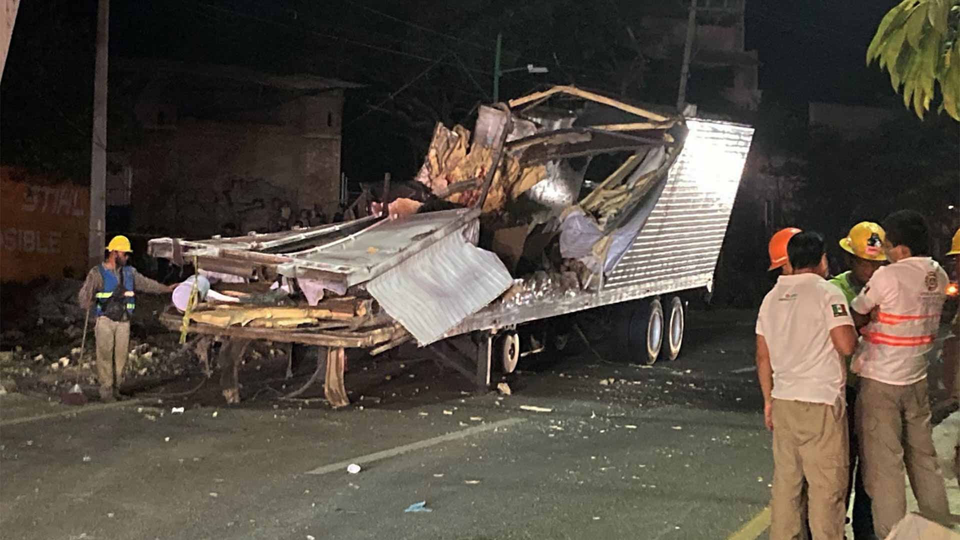 Image for the title: Mexico urges US migration rethink after horror crash kills 55 