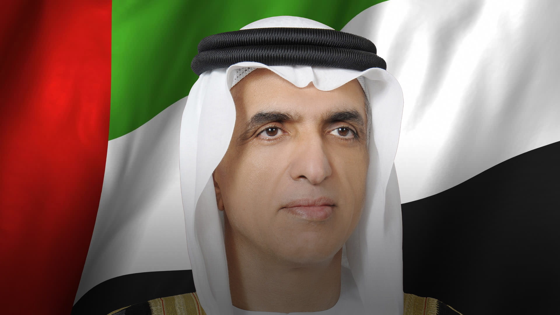 صورة بعنوان: حاكم رأس الخيمة يعزي أمير الكويت بوفاة دعيج خليفة الخليفة الصباح 