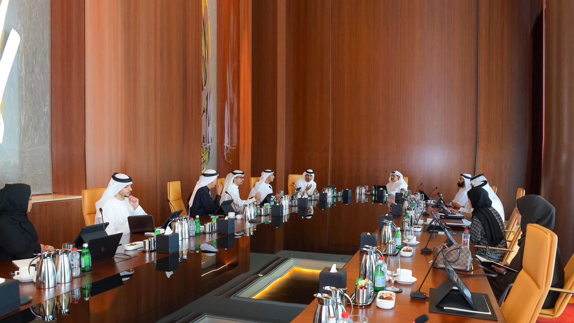 صورة بعنوان: مجلس تنمية الموارد البشرية يؤكد أهمية تعزيز توظيف المواطنين 