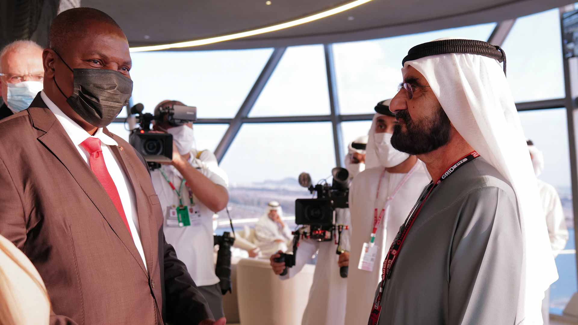 صورة بعنوان: محمد بن راشد يلتقي رئيس جمهورية أفريقيا الوسطى 