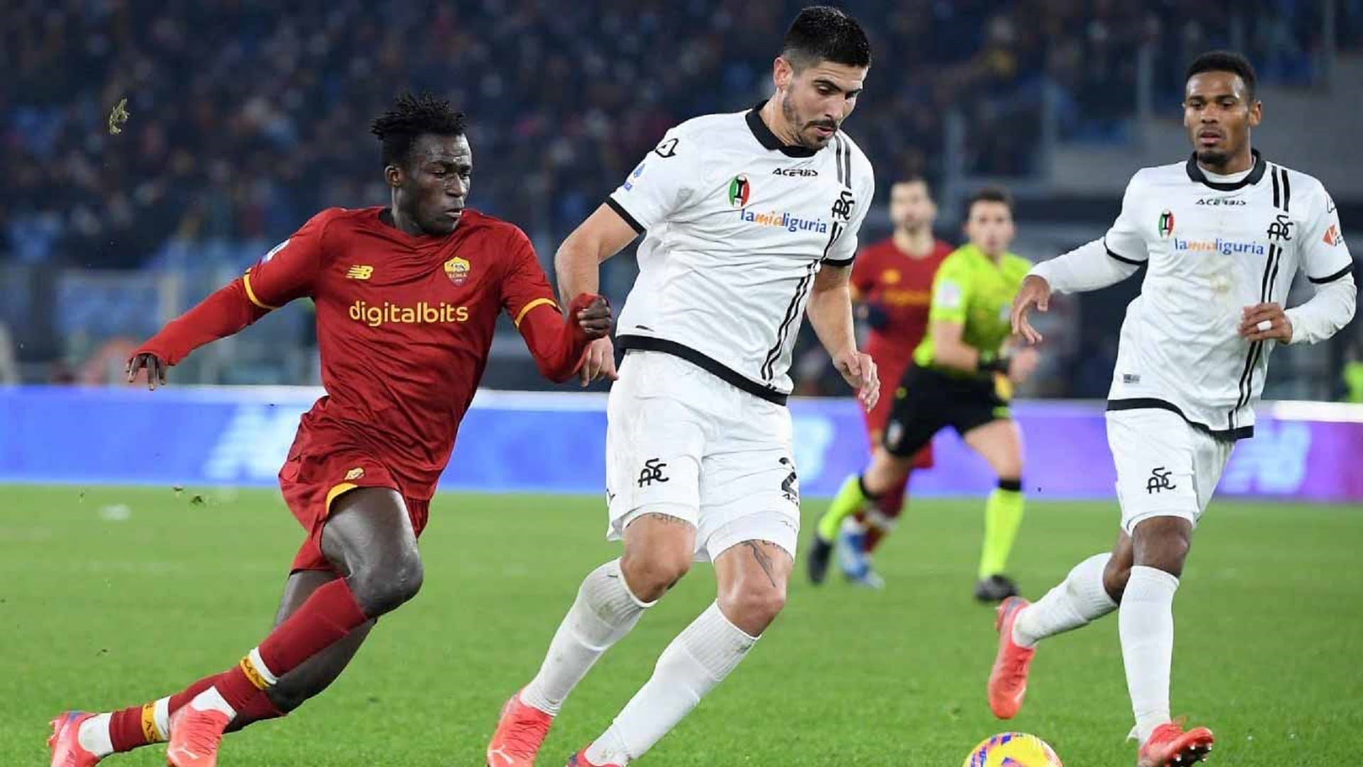 صورة بعنوان: فريق روما يستعيد نغمة الانتصارات في الدوري الإيطالي  