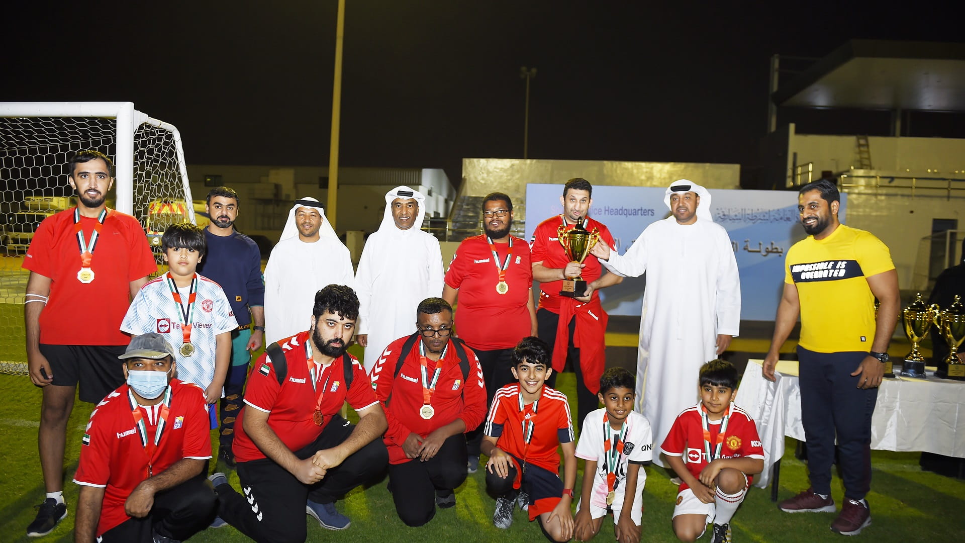 صورة بعنوان: فريق حقوق الإنسان بشرطة الشارقة ينظم فعالية مجتمعية 