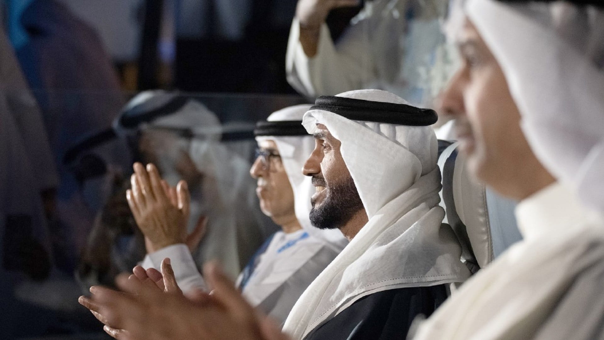 صورة بعنوان: نهيان بن زايد يشهد افتتاح بطولة العالم للسباحة بمشاركة 180 دولة 