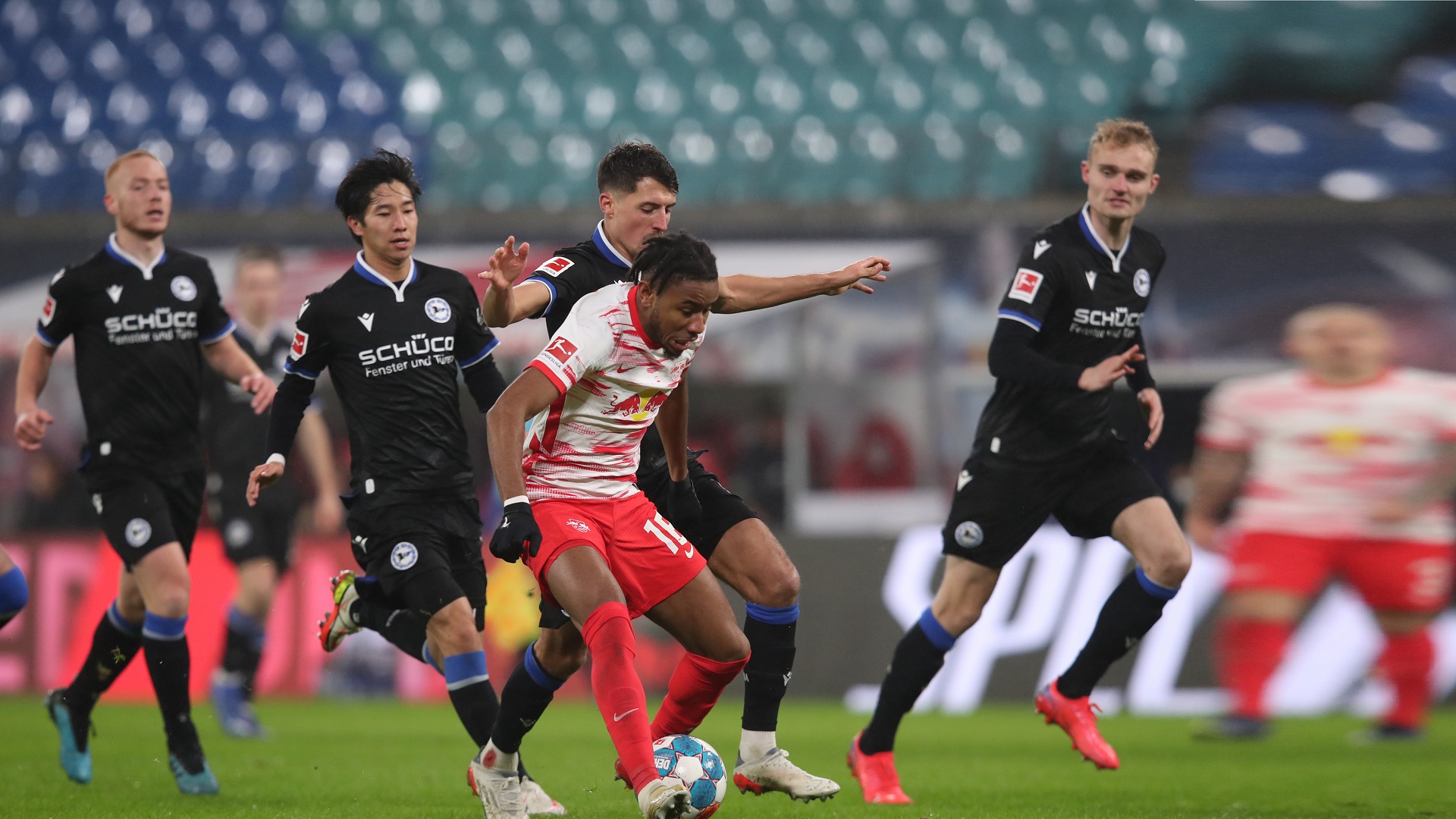 صورة بعنوان: بيلفيلد يهزم لايبزج في عقر داره في الدوري الألماني 