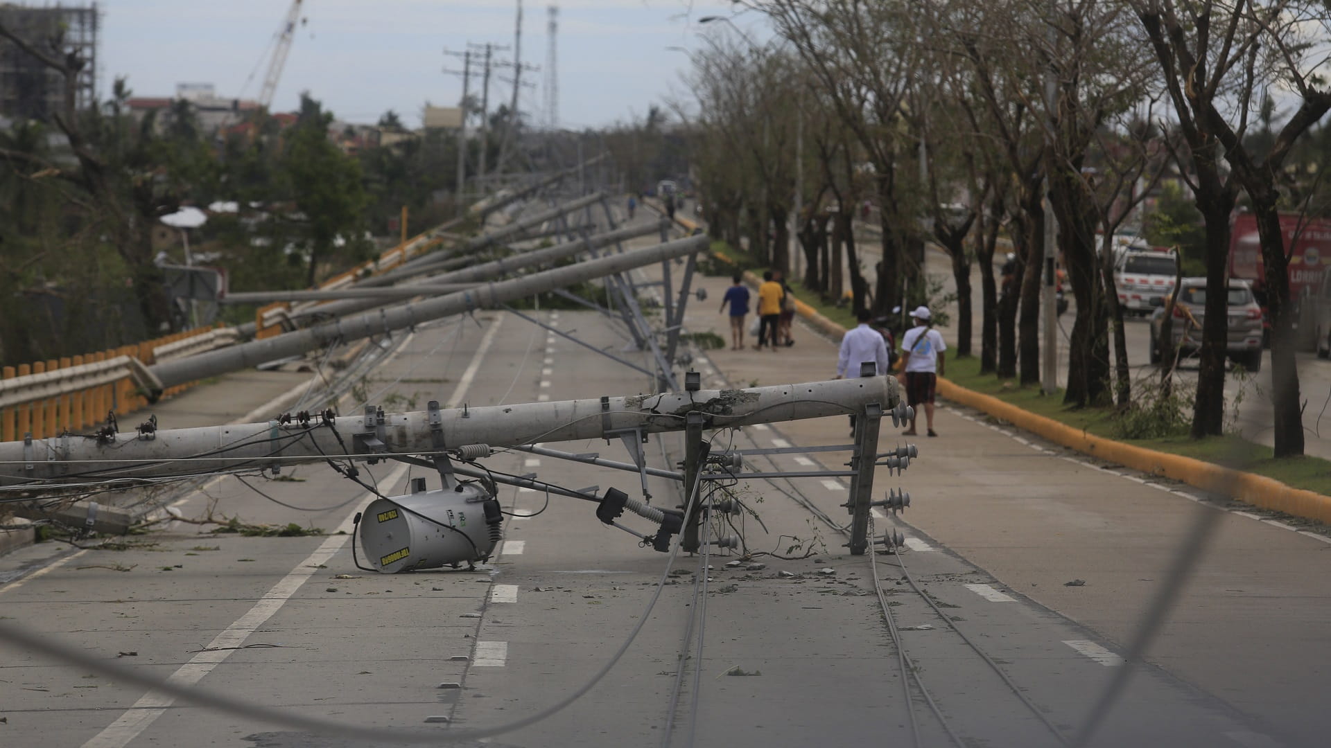 صورة بعنوان: الإعصار "راي" يخلف 33 قتيلاً في الفلبين 