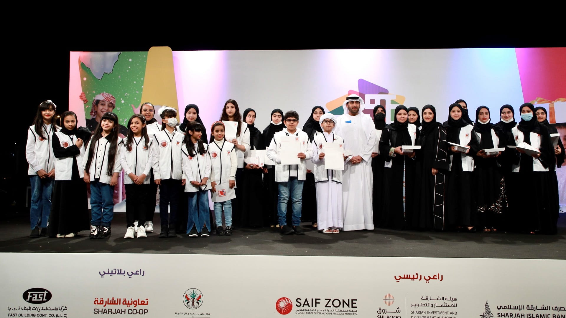 صورة بعنوان: منصة ربع قرن بمهرجان ضواحي 10 تستقطب 200 زائر يومياً 