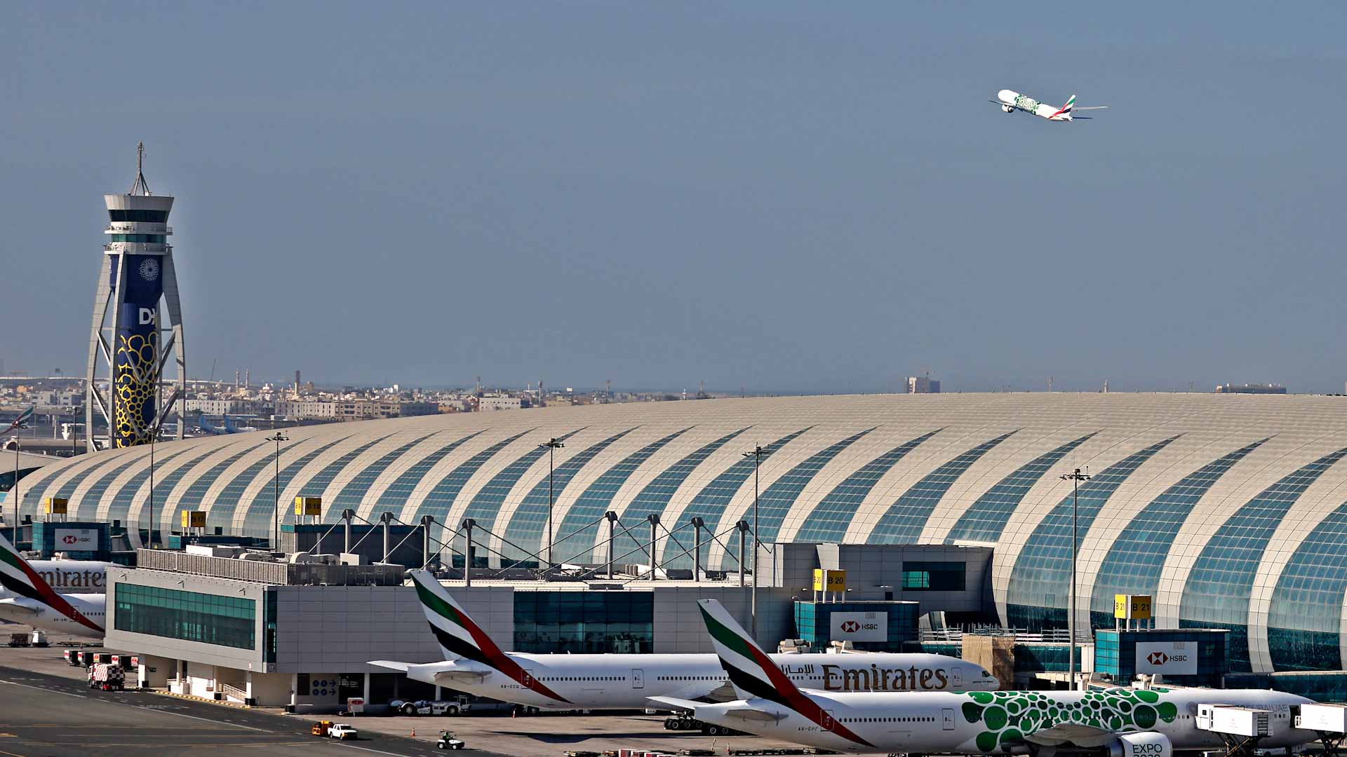 Image for the title: DXB becomes 100% operational for final phase of Concourse A 