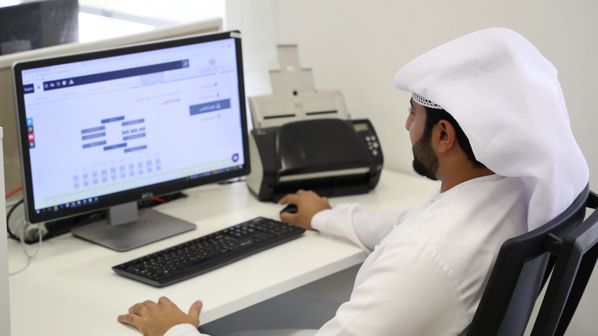 Image for the title: SDHR completes employees' appraisals in December 2021 