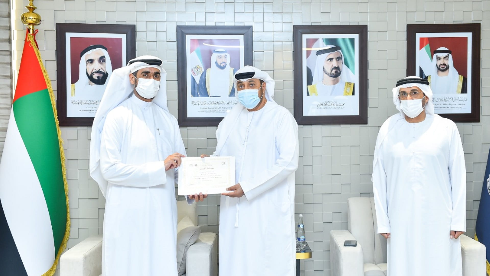 Image for the title: Bin Amir honours media professionals, social media influencers 