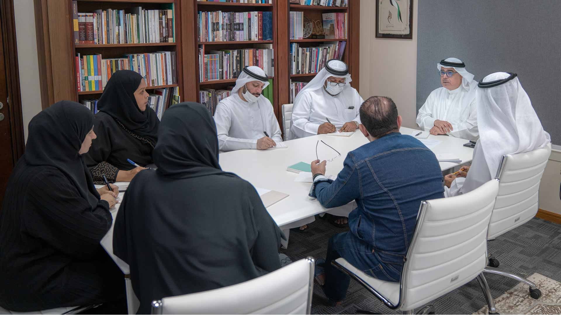 صورة بعنوان: "الشارقة للتراث" يناقش التحضيرات للنسخة الـ 19 من الأيام التراثية 