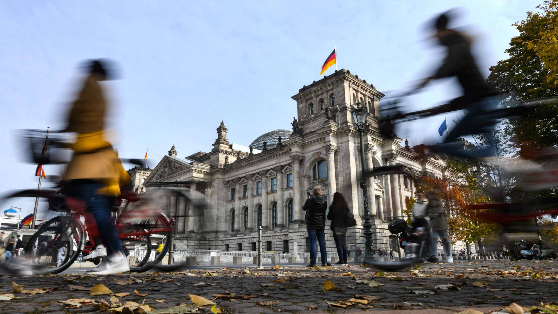 صورة بعنوان: في ارتفاع ملحوظ.. ألمانيا ترصد 13908 إصابات جديدة بكورونا و69 وفاة 