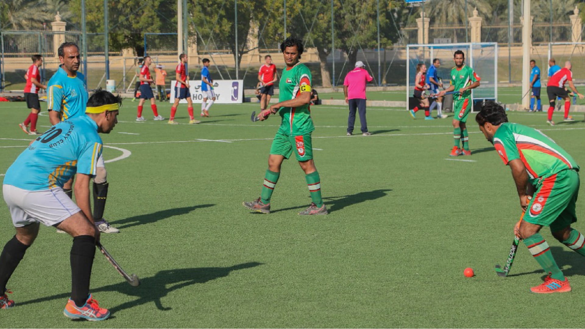 صورة بعنوان: "معايير العمل" تنظم بطولة الشارقة الرياضية العمالية 5 في 7 يناير  