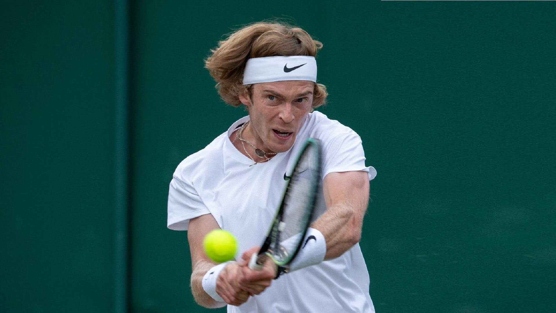 صورة بعنوان: روبليف يتأهل للدور الرابع في بطولة ويمبلدون للتنس 