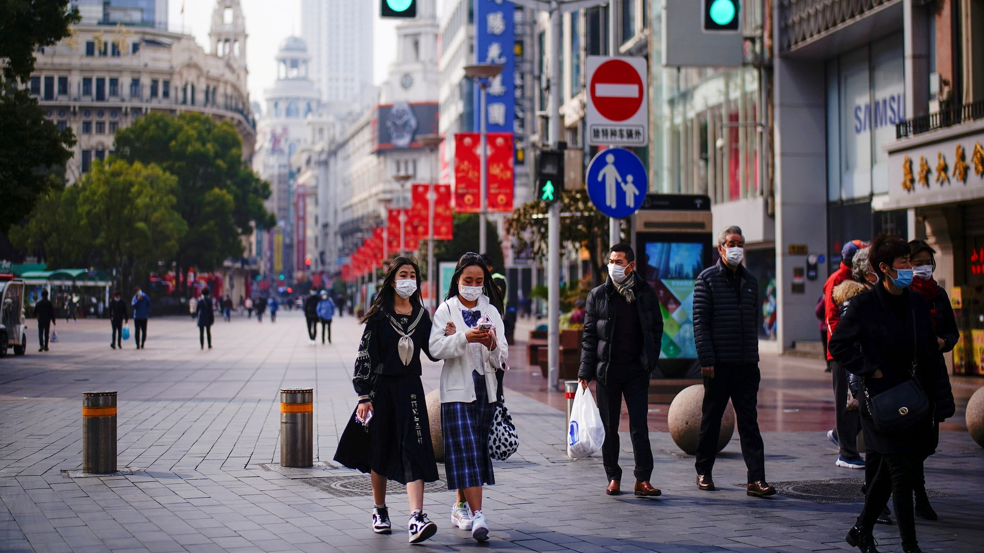 صورة بعنوان: الصين تسجل 23 إصابة مؤكدة جديدة بكورونا و19 بدون أعراض 