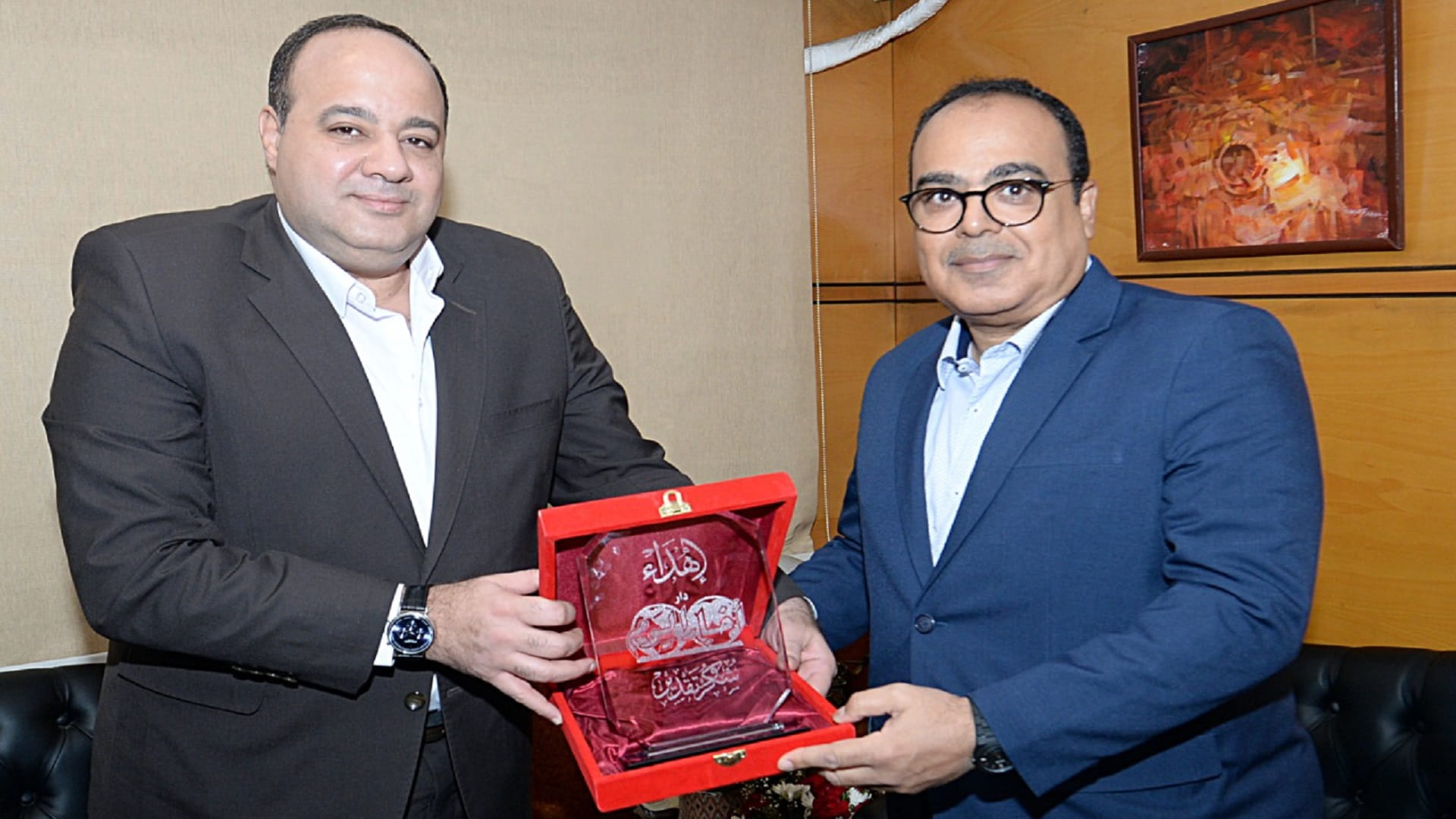 صورة بعنوان: معهد الشارقة للتراث يبحث التعاون المشترك مع "أخبار اليوم" المصرية 