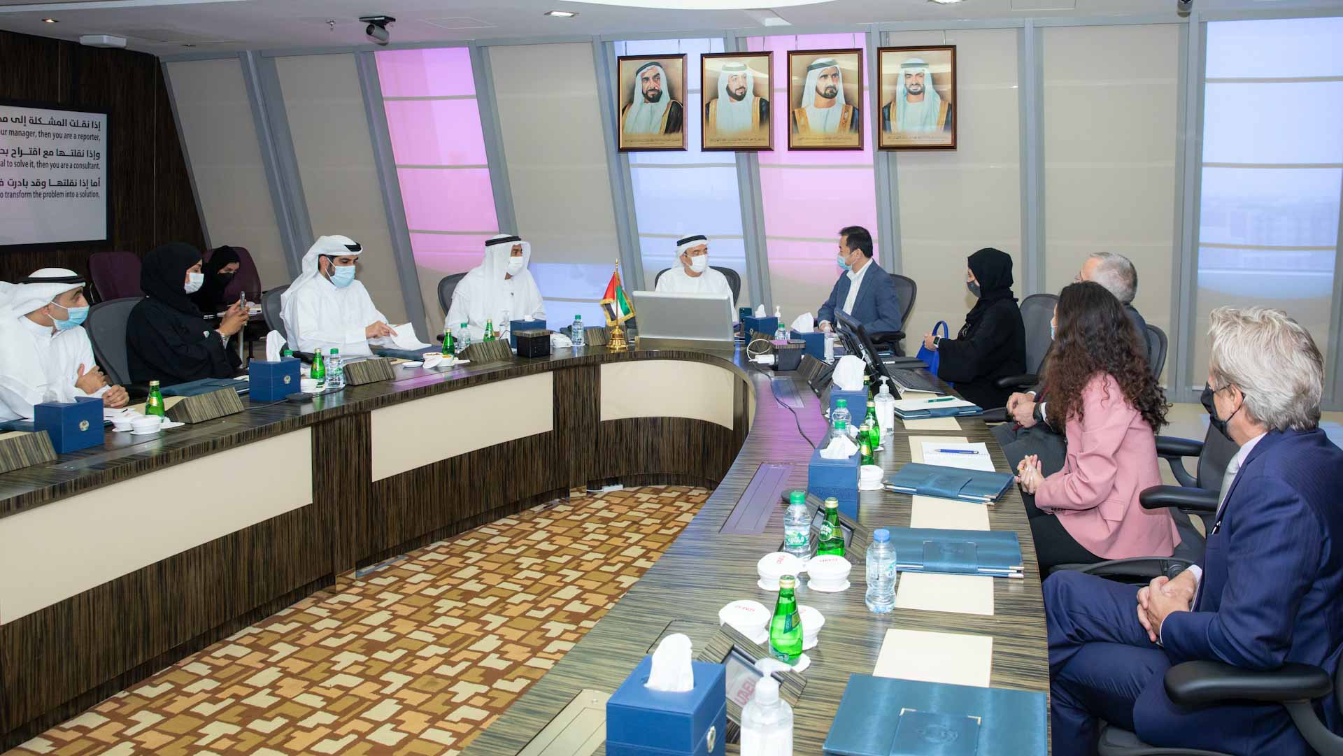 صورة بعنوان: زكي نسيبة يبحث التعاون مع رئيس جامعة محمد بن زايد للذكاء الاصطناعي 