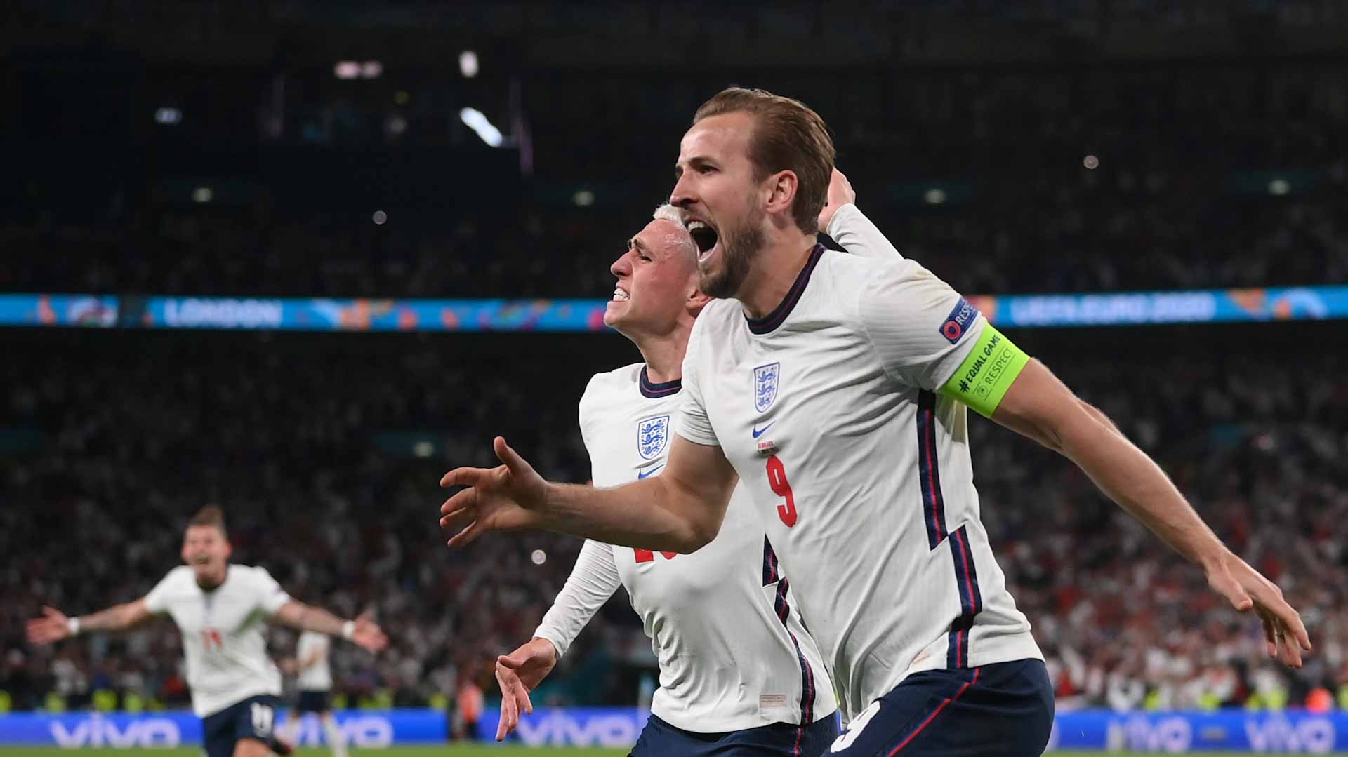 Image for the title: Kane's extra-time goal sends England to Euro 2020 final 
