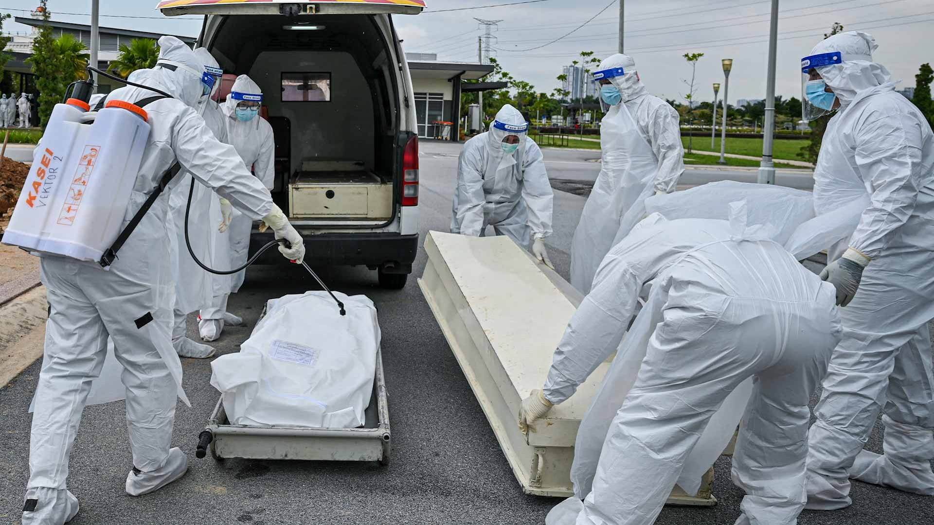 Image for the title: Malaysia reports record 9,180 new Coronavirus cases 