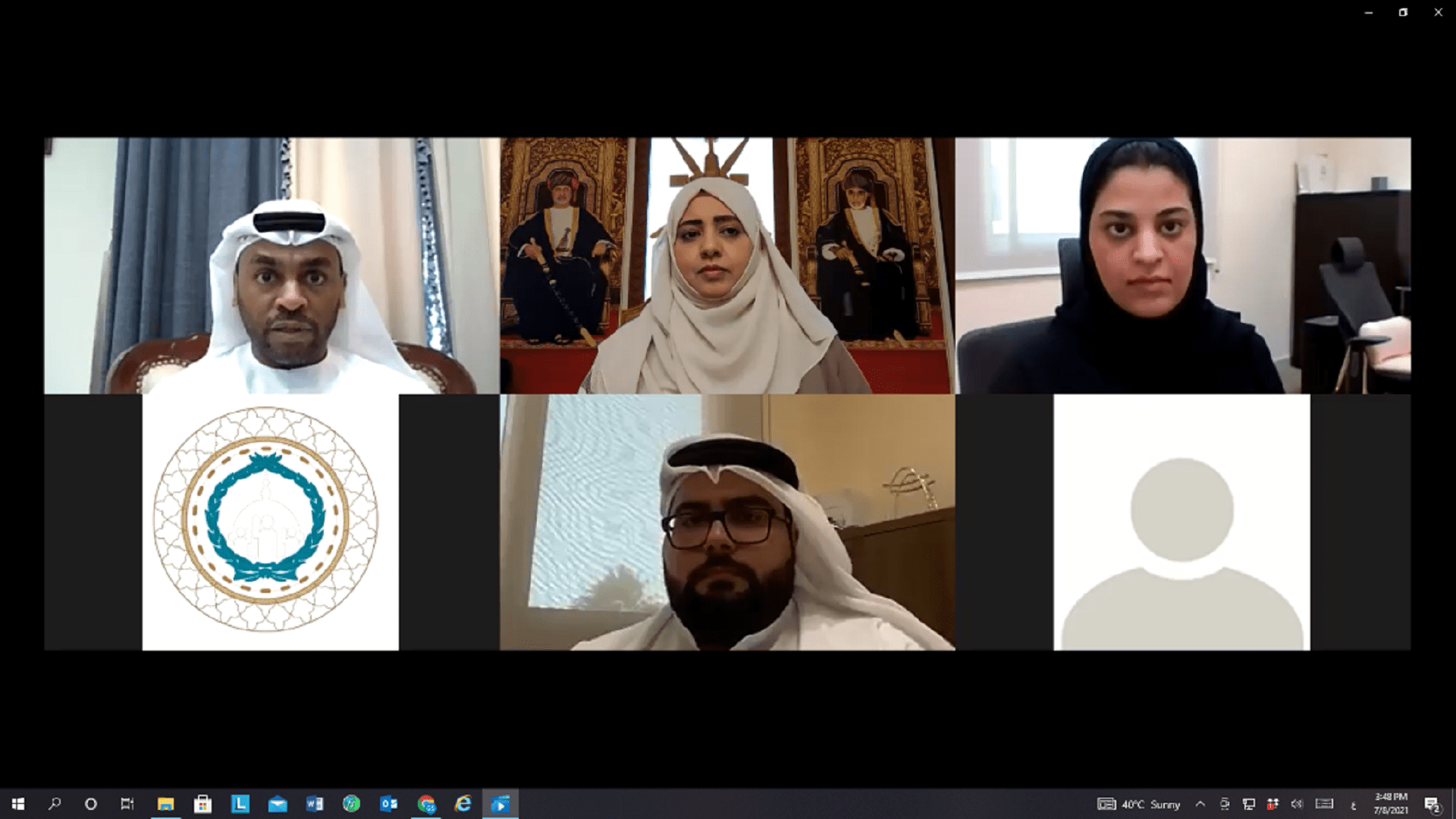 صورة بعنوان: أيمن الباروت يجتمع مع وزيرة التنمية الاجتماعية بسلطنة عمان  