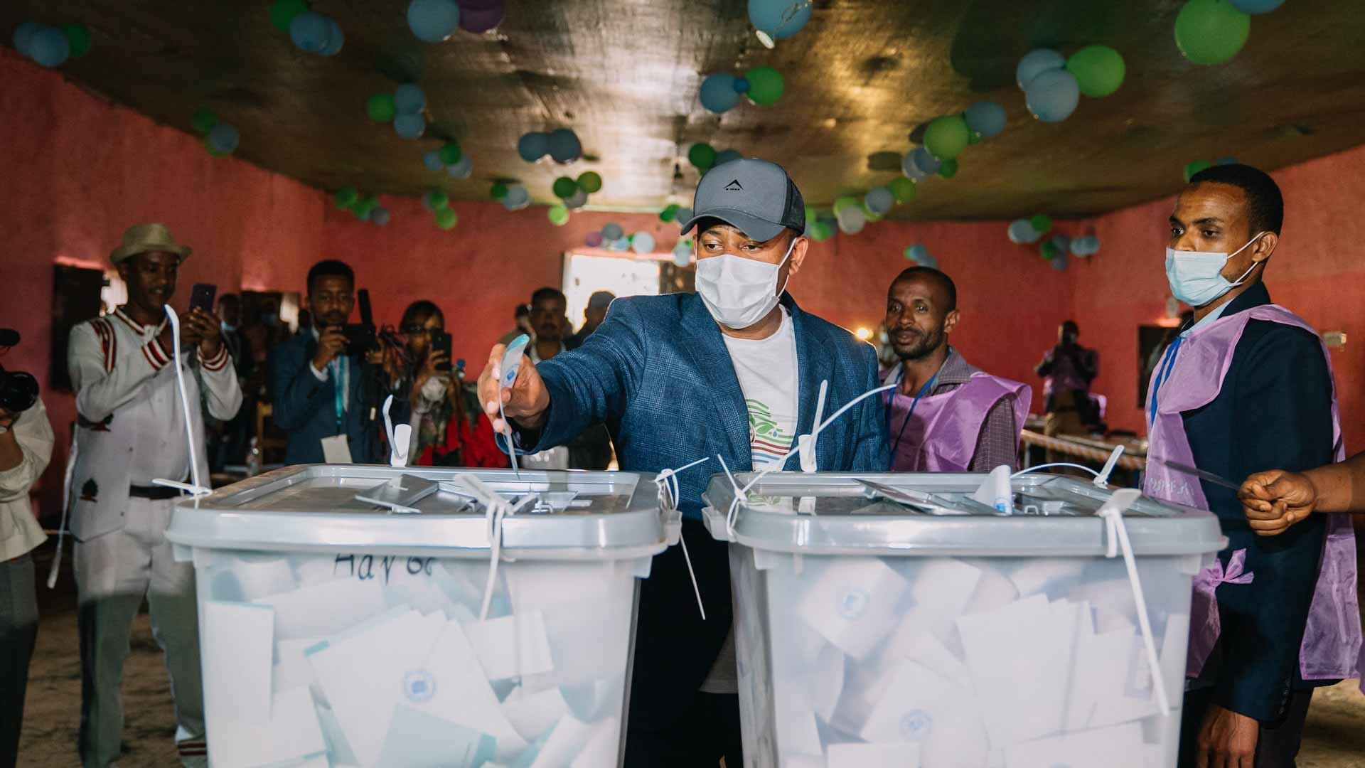 Image for the title: Ethiopia PM Abiy's party wins landslide victory in election 