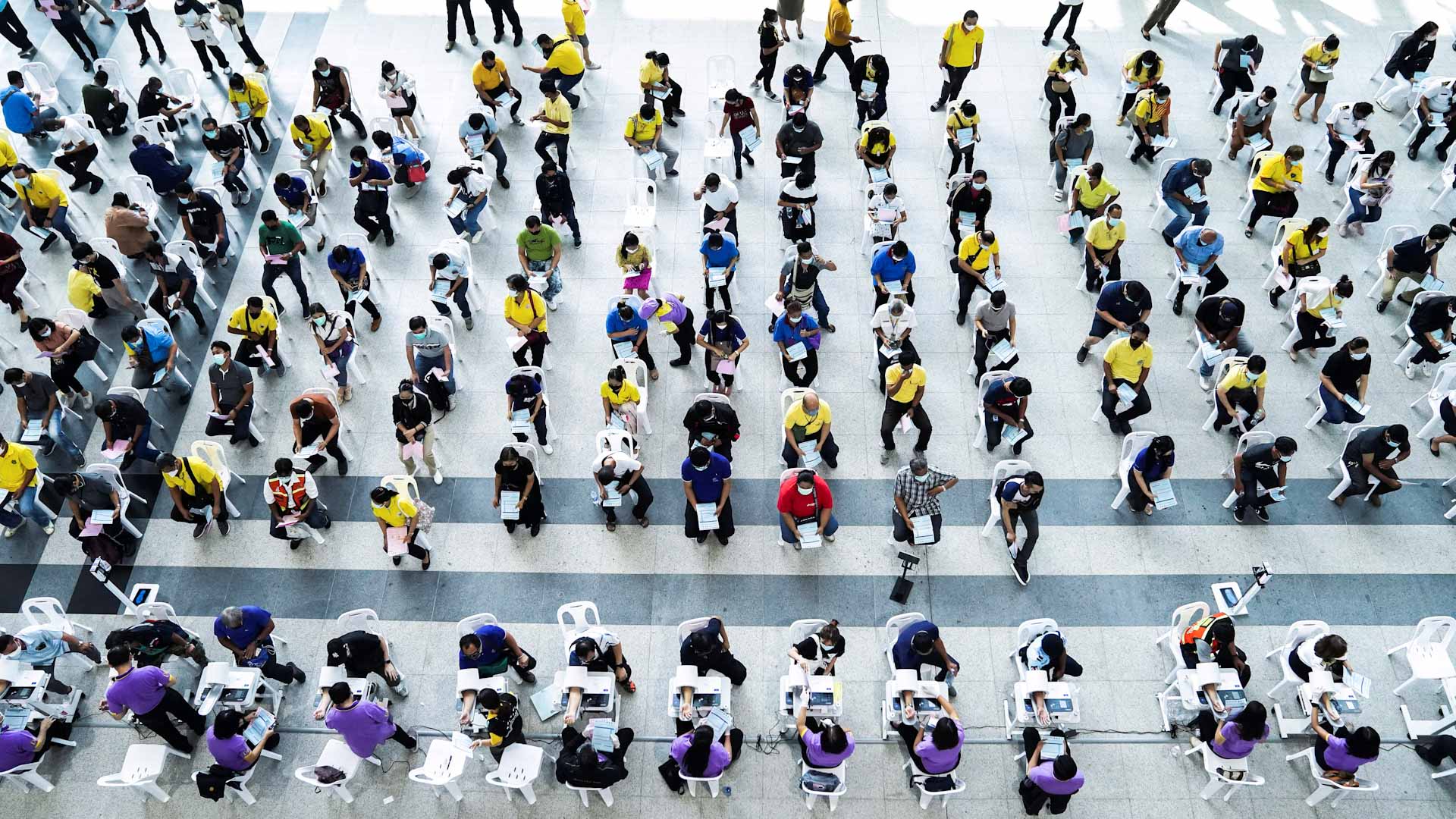 صورة بعنوان: في زيادة قياسية.. تايلاند تُسجل 91 وفاة جديدة بـ "كوفيد – 19" 