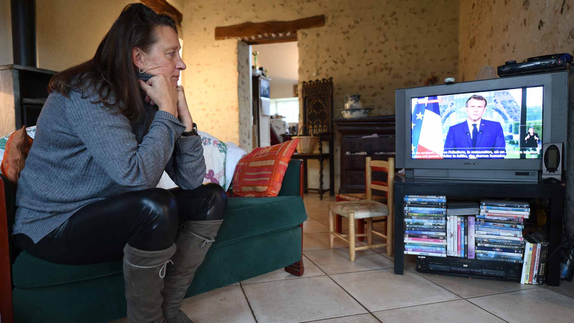 صورة بعنوان: فرنسا تقر إجراءات جديدة لمواجهة تفشي "دلتا"  