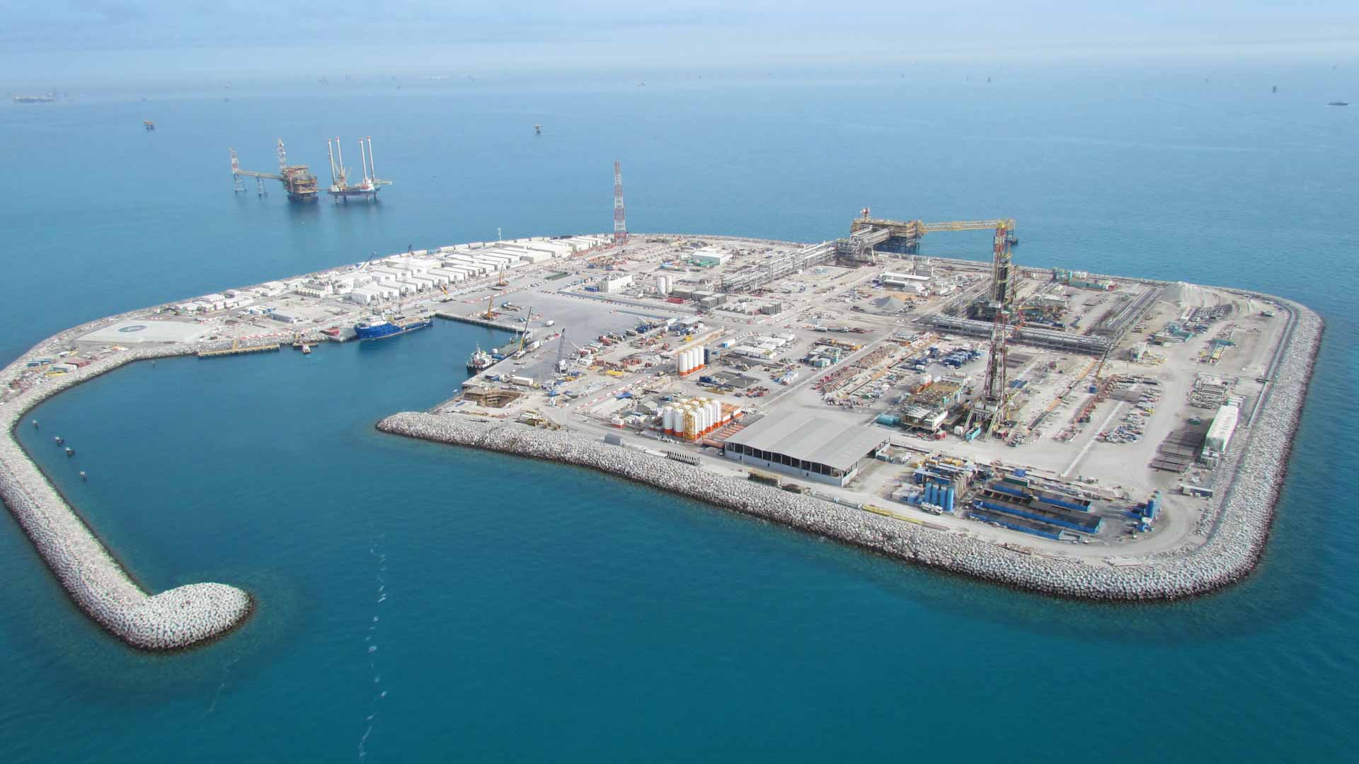 صورة بعنوان: أدنوك تستثمر 2.8 مليار درهم في الخدمات المساندة للحفر 