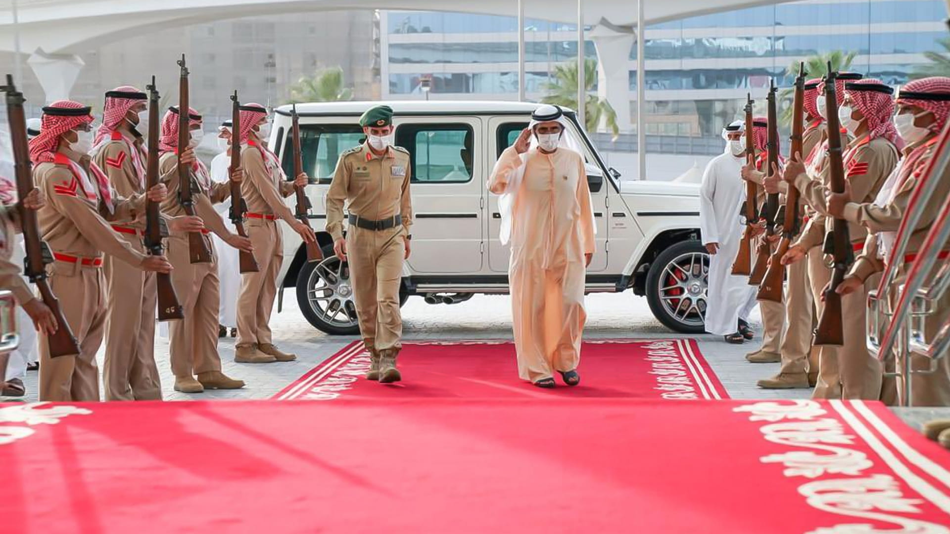 Image for the title: Mohammed bin Rashid visits Dubai Police headquarters 