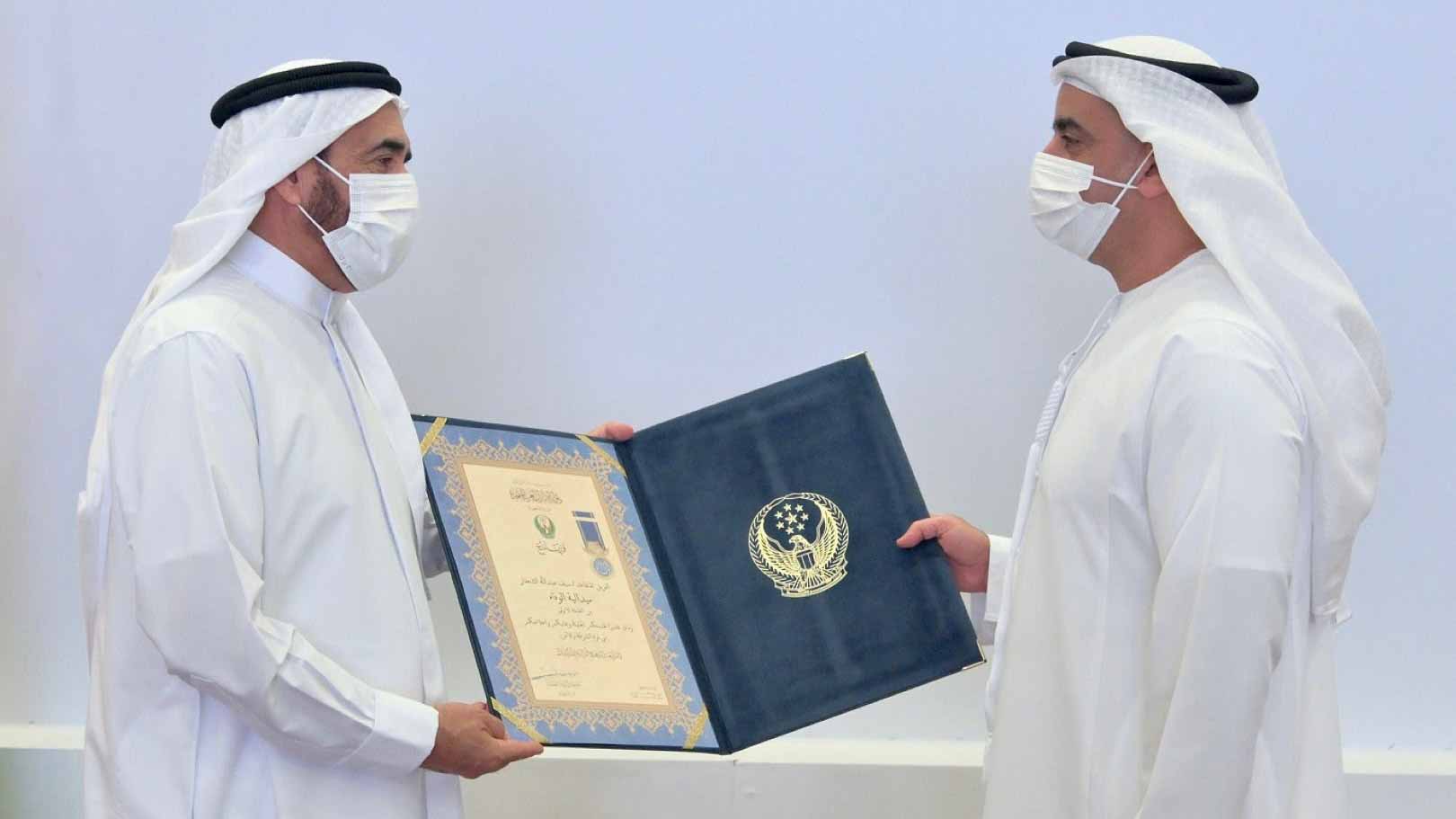Image for the title: Saif bin Zayed honours Saif Al Sha’far 