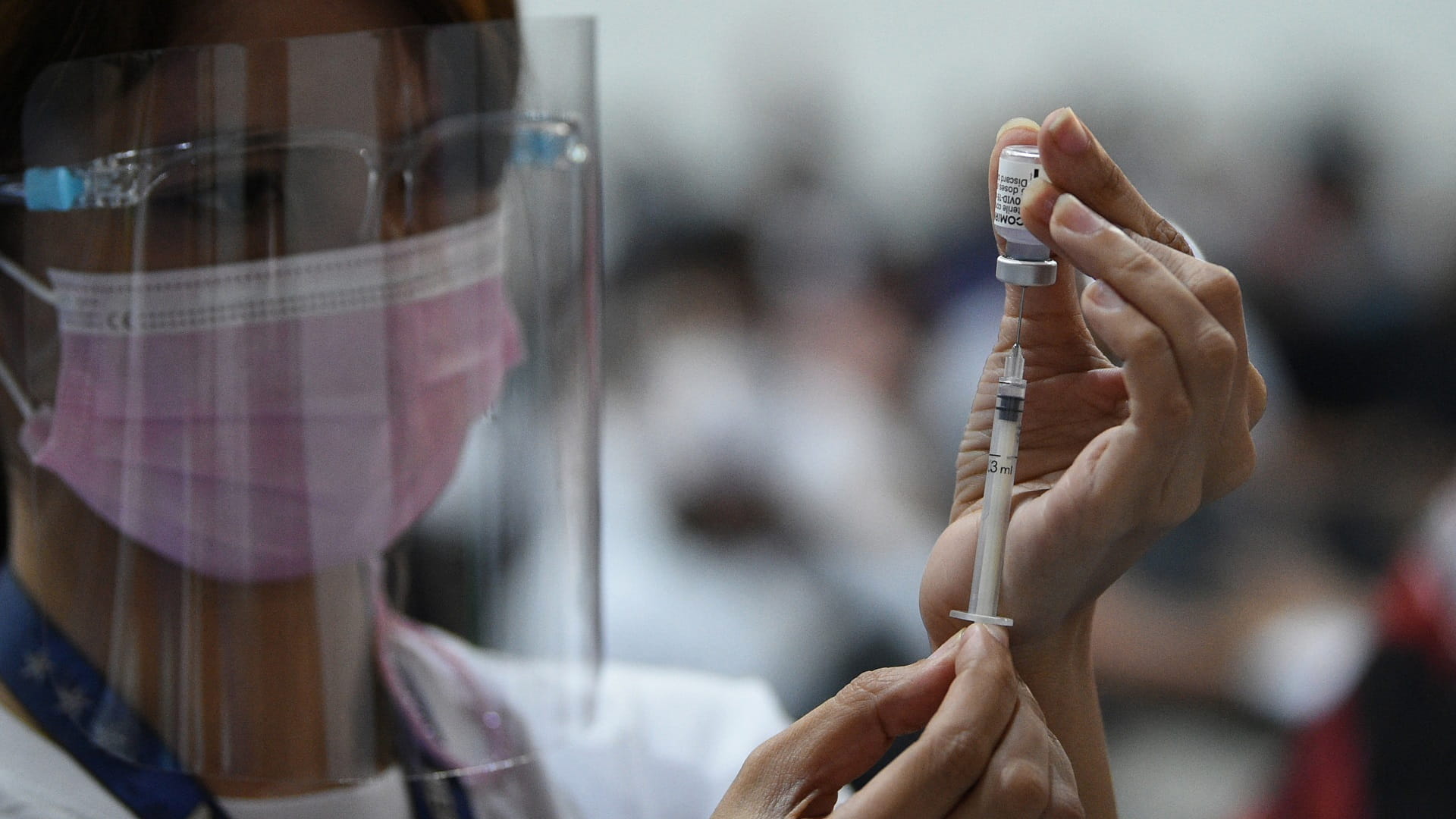 Image for the title: Philippines detects first local transmission of Delta variant 