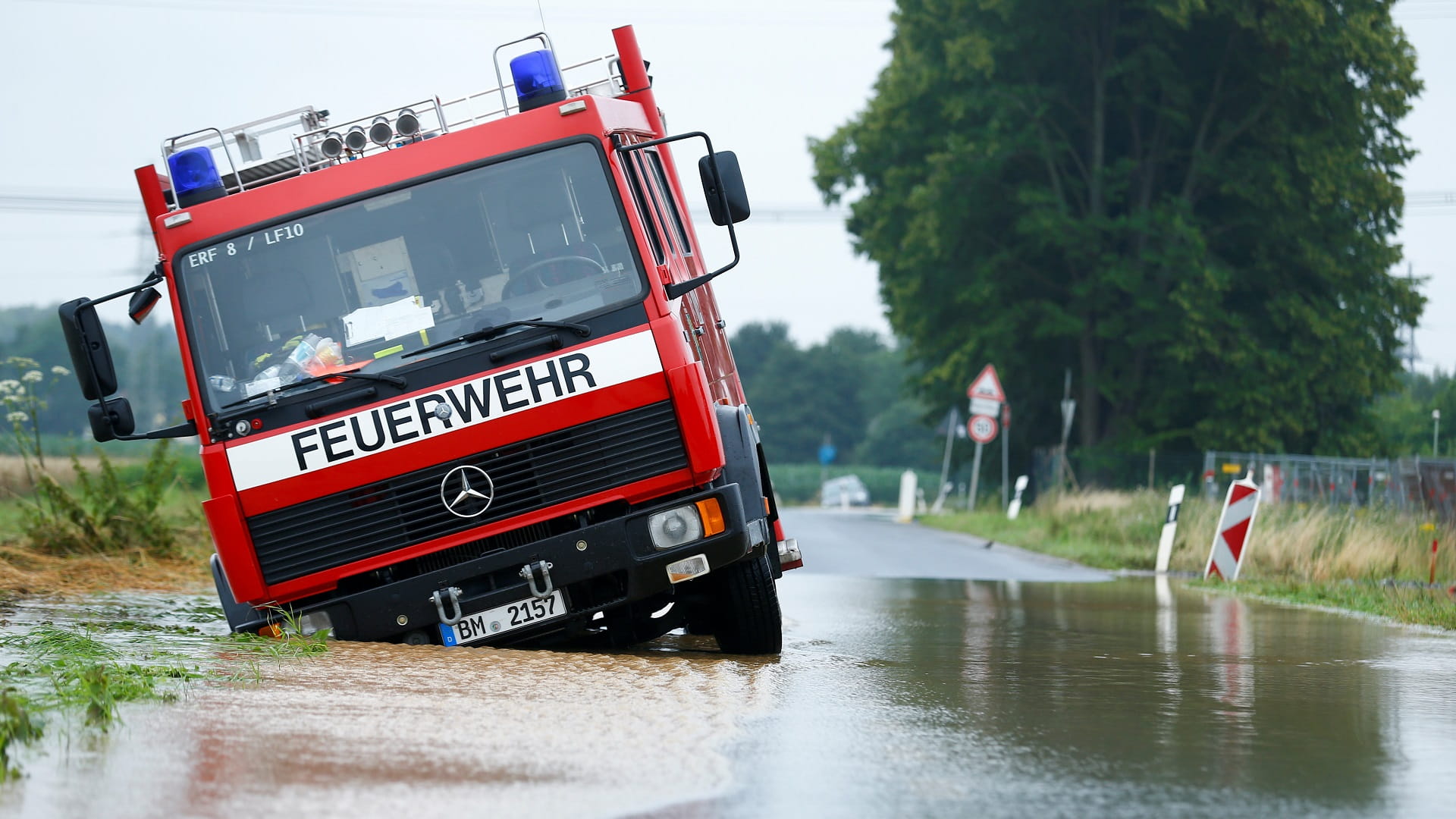 صورة بعنوان: فيضانات غرب أوروبا تواصل ثورتها والوفيات تكسر حاجز الـ 120 