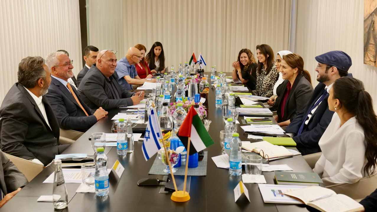صورة بعنوان: الإمارات وإسرائيل تبحثان التعاون في مجال الأمن الغذائي والمائي 