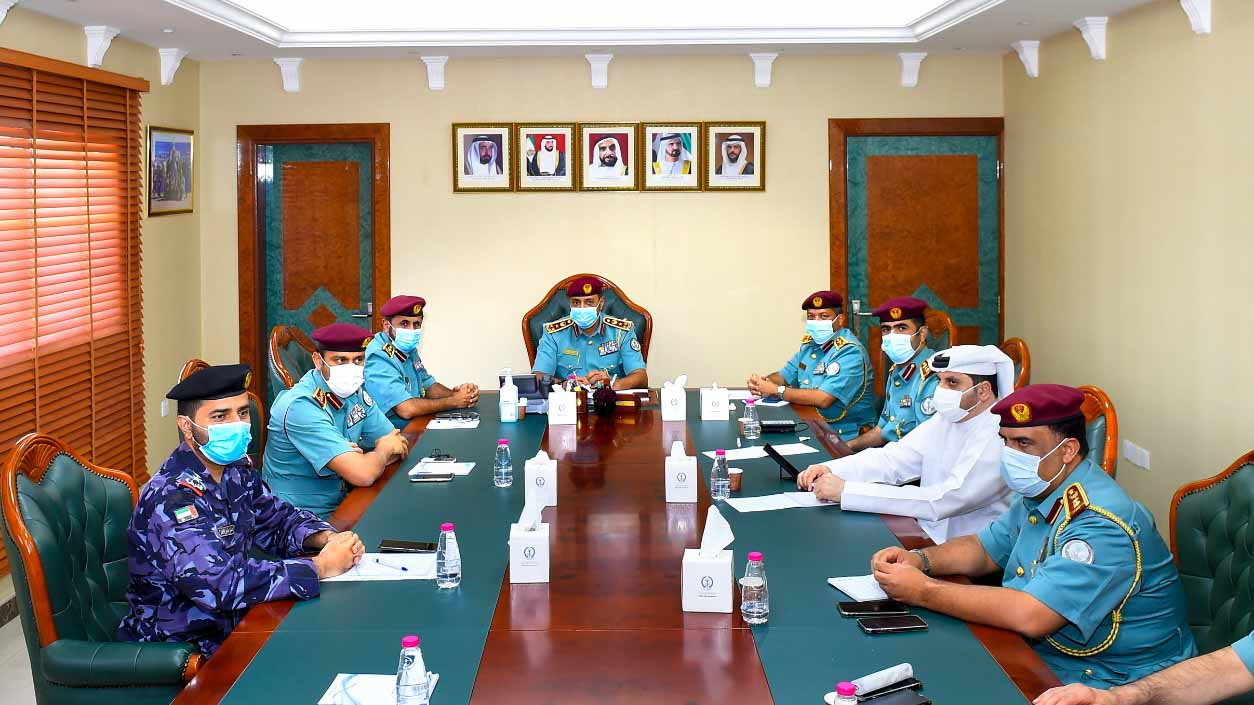 صورة بعنوان: شرطة الشارقة تكثف استعداداتها لاستقبال العيد بخطة أمنية متكاملة 