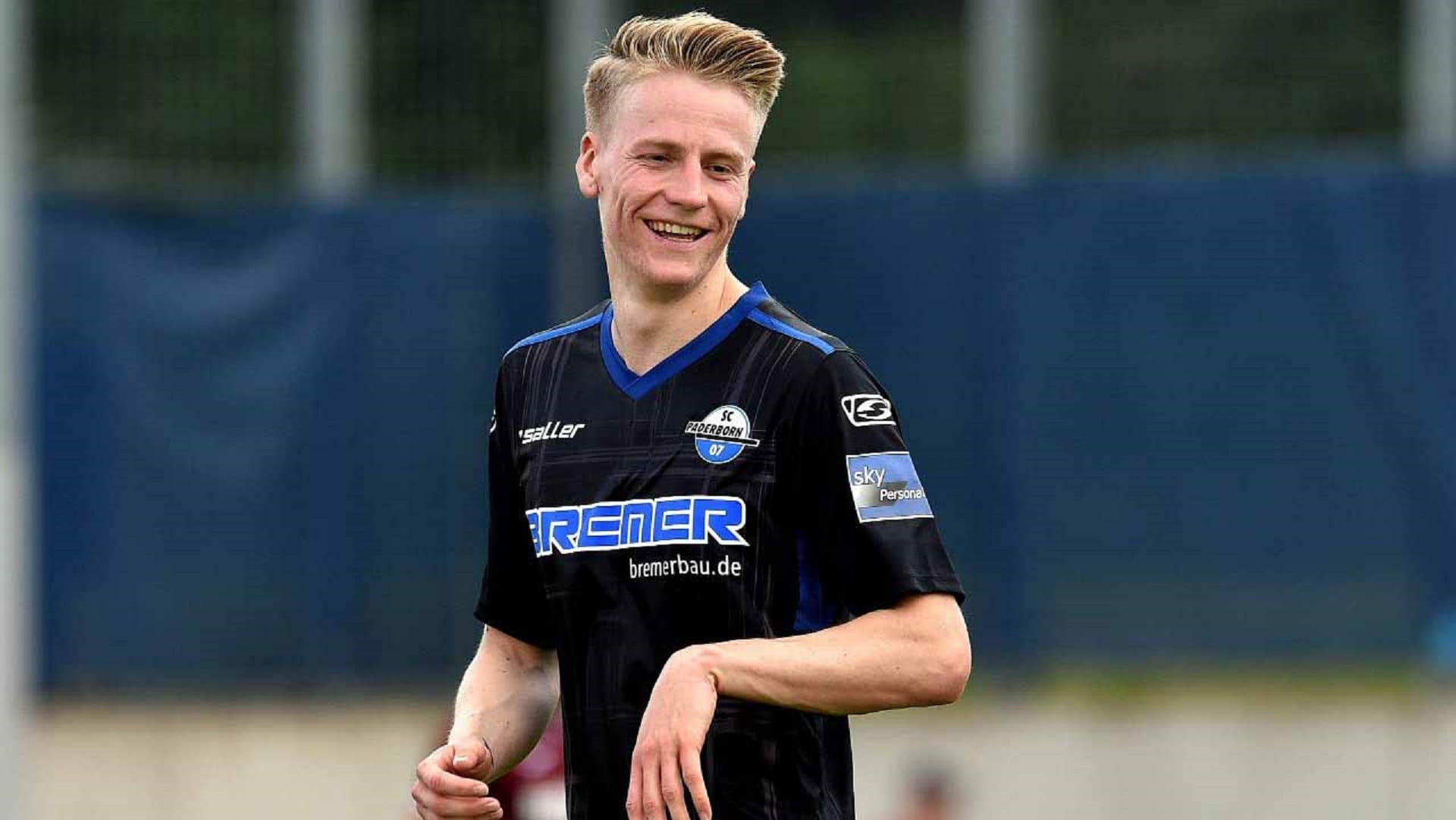 صورة بعنوان: نادي شتوتجارت الألماني يتعاقد مع المهاجم فيهريش من بادربورن 