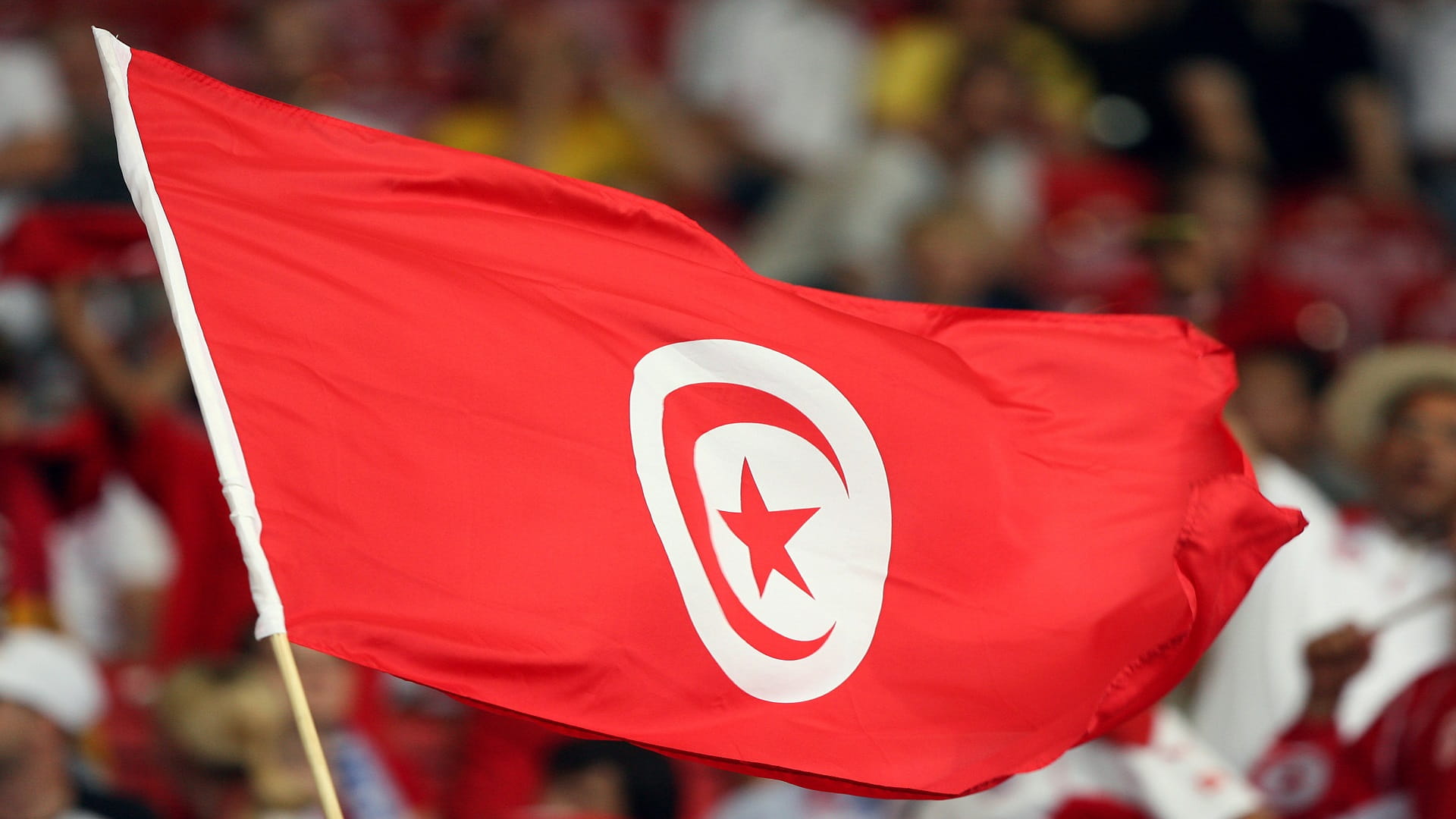 Image for the title: Tunisia health minister sacked over virus dramatic spread 