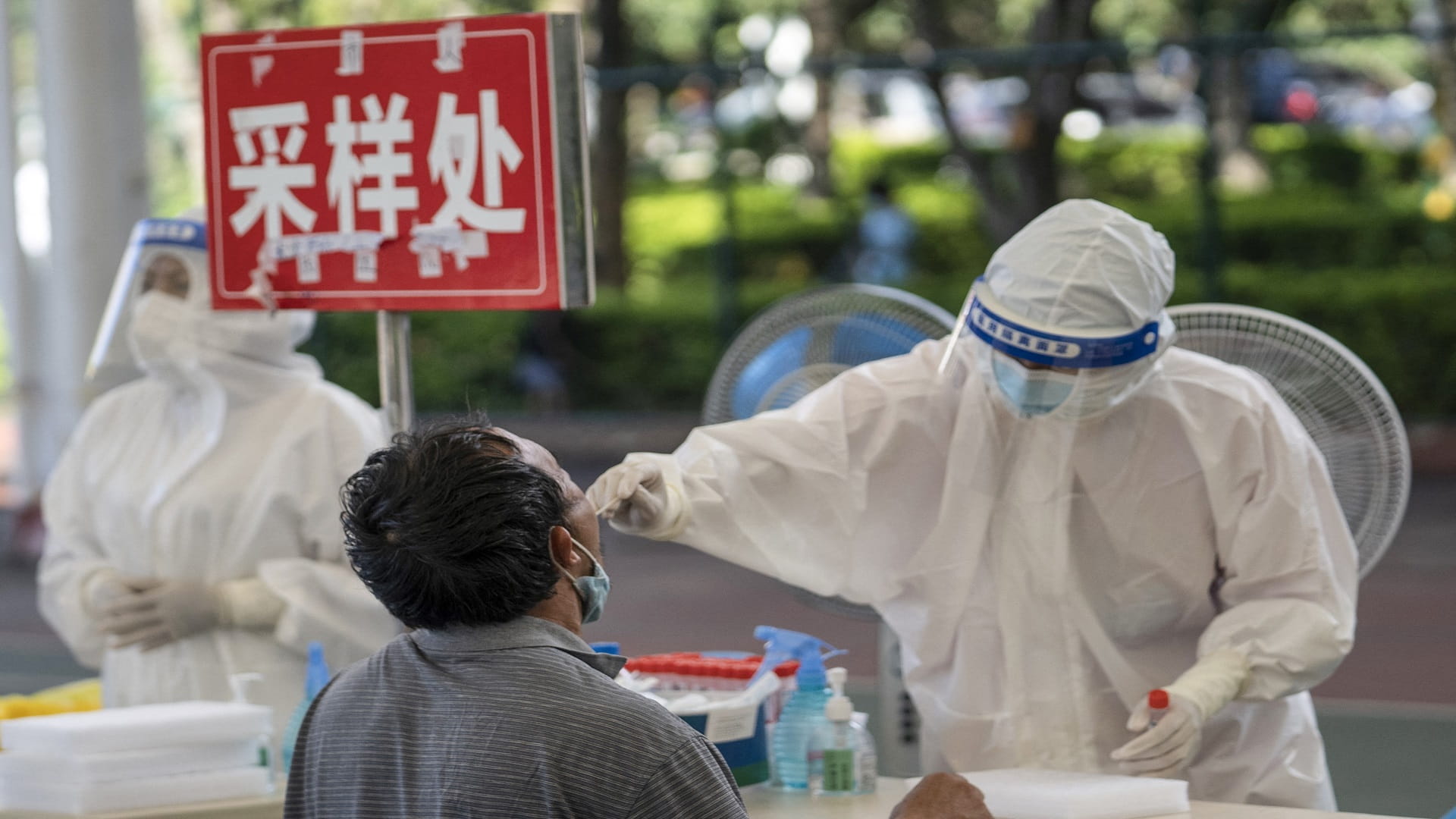 Image for the title: China reports 22 new COVID-19 cases 