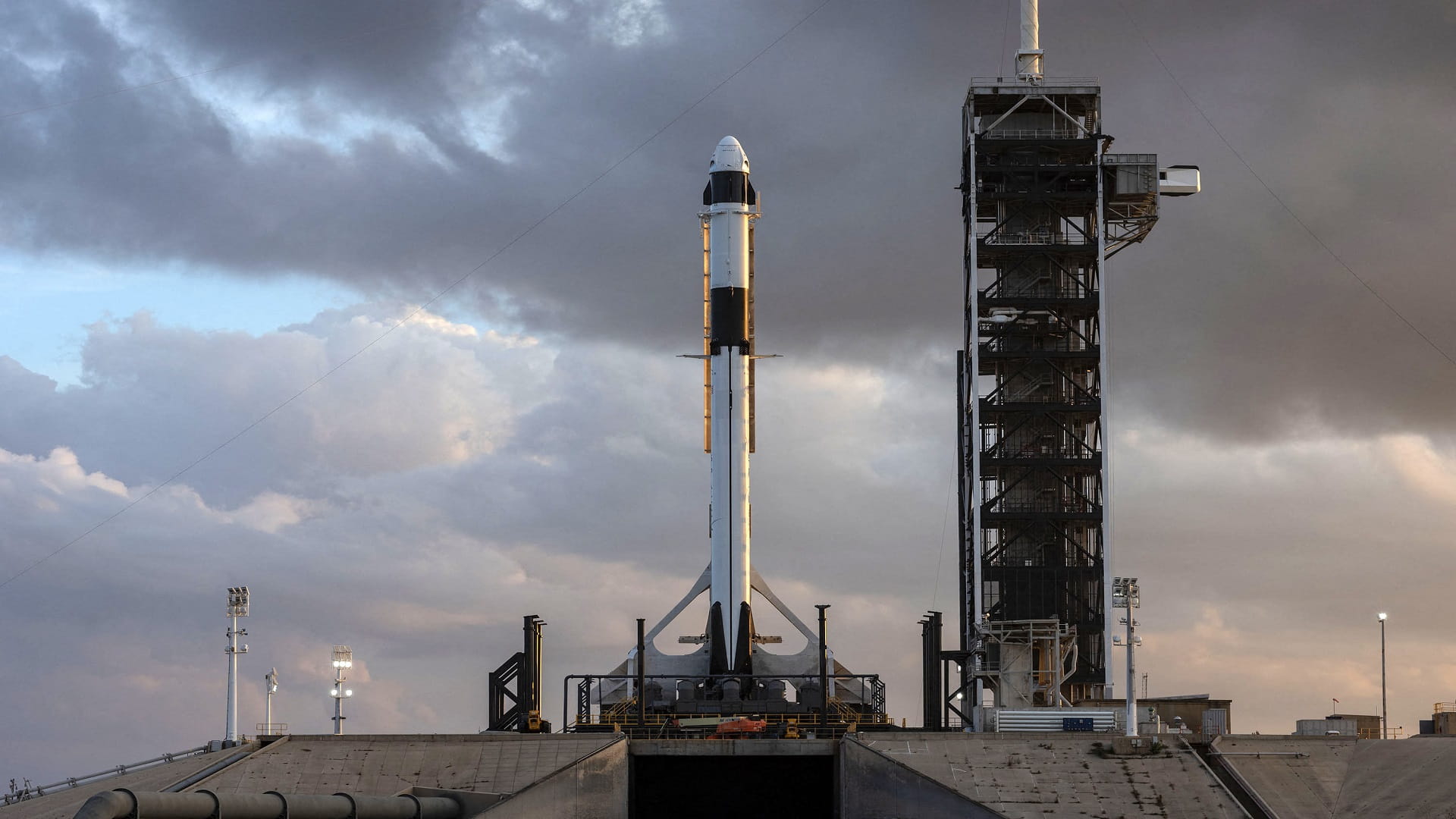 Image for the title: Rocket to bring new laboratory to ISS 