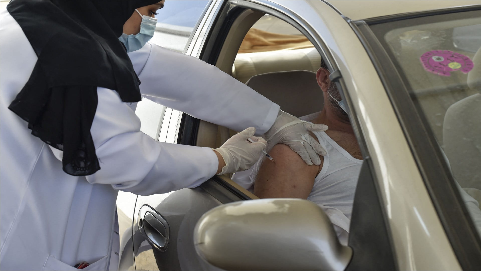 صورة بعنوان: السعودية تضيف 12 وفاة و1142 إصابة لحصيلة ضحايا الوباء العالمي 