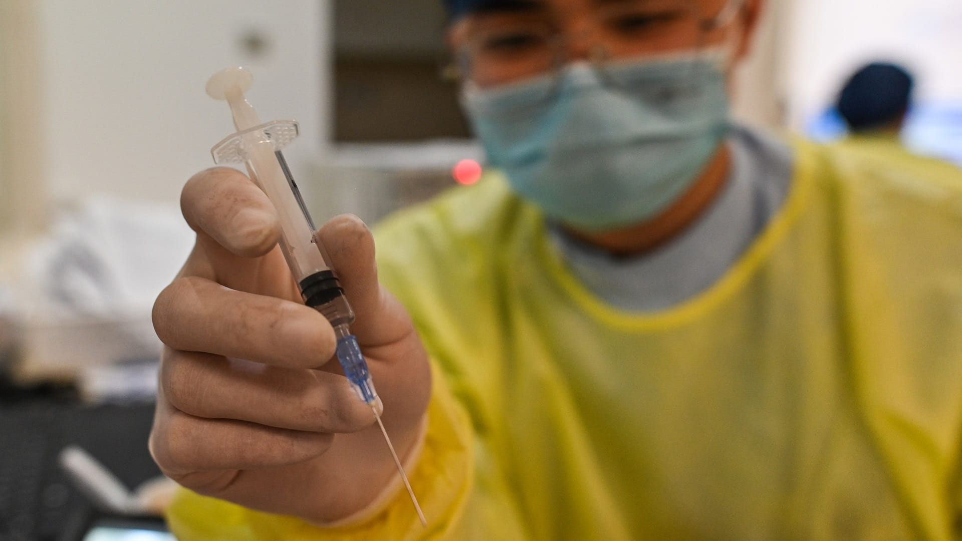 Image for the title: China reports 48 new COVID-19 cases  