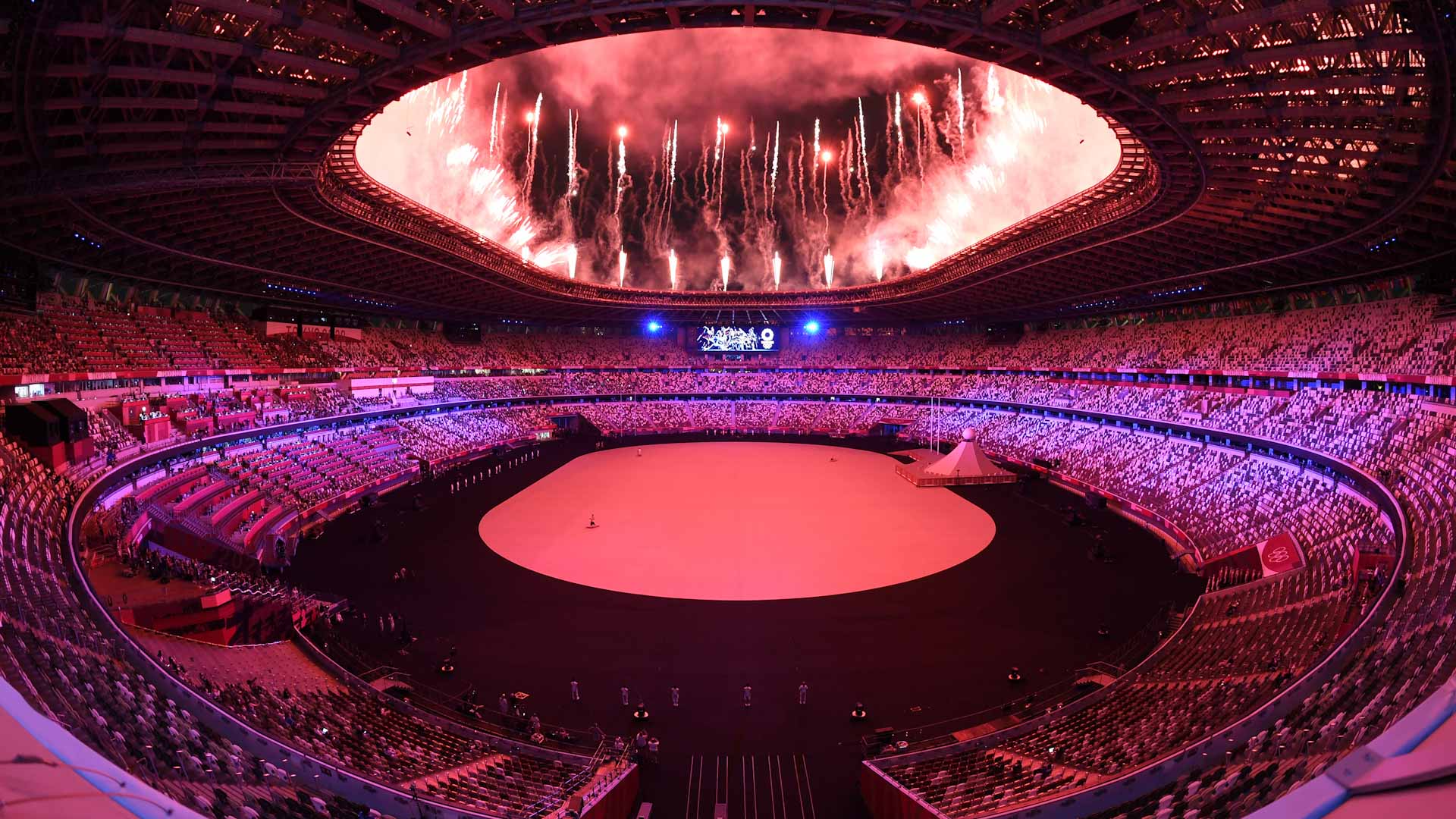 صورة بعنوان: إمبراطور اليابان ناروهيتو يفتتح أولمبياد طوكيو الصيفي 2020 