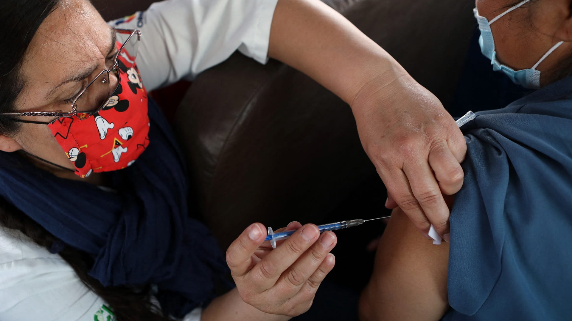 Image for the title: Mexico reports 16,421 new cases of COVID-19 