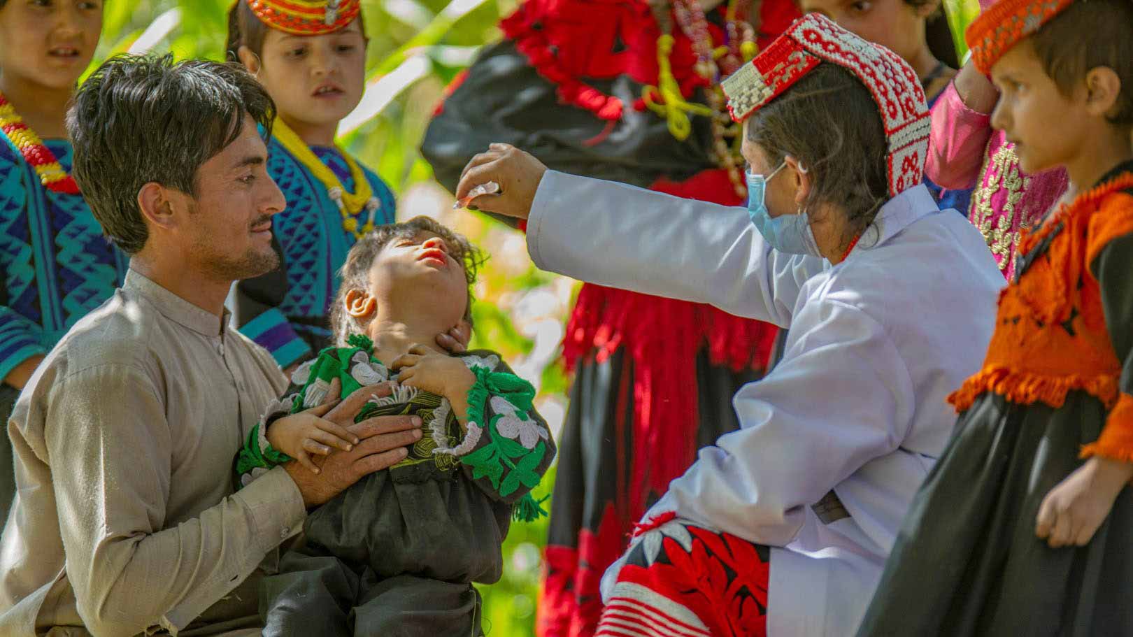 صورة بعنوان: منظمة الصحة تشيد بجهود الإمارات للقضاء على شلل الأطفال في باكستان 