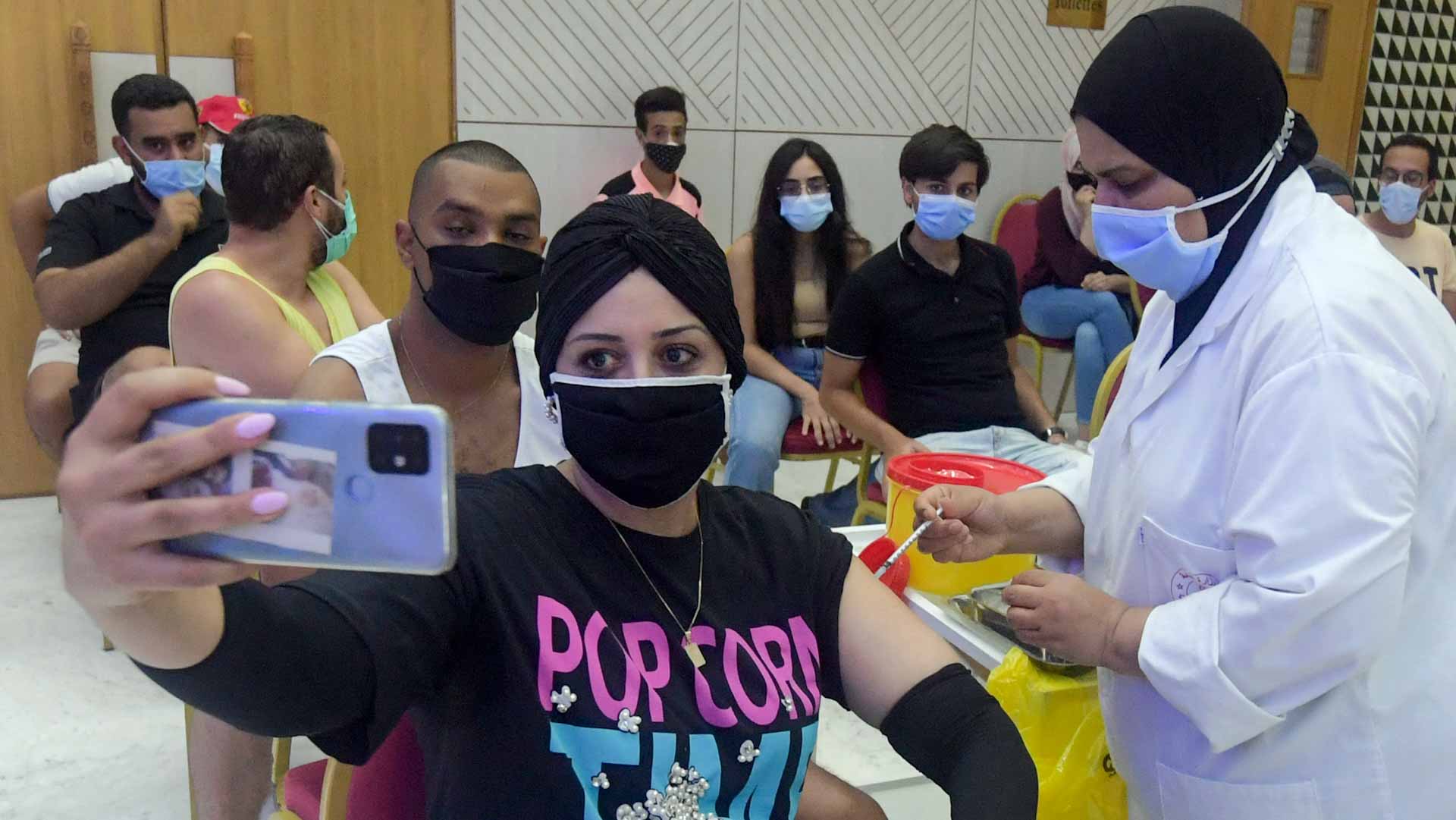 صورة بعنوان: تونس تسجل أعلى زيادة يومية في وفيات كوفيد-19 منذ بدء الجائحة 