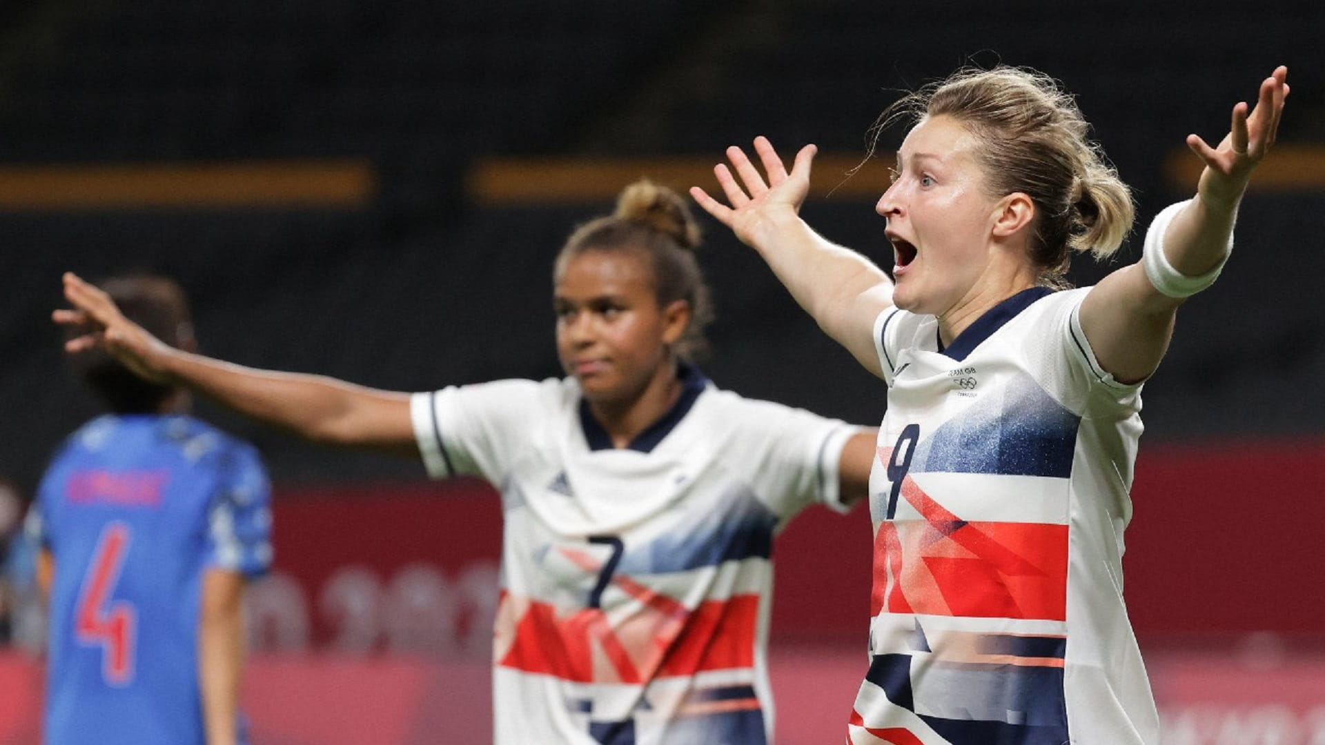 صورة بعنوان: بريطانيا تتأهل لربع نهائي منافسات الكرة النسائية الأولمبية 