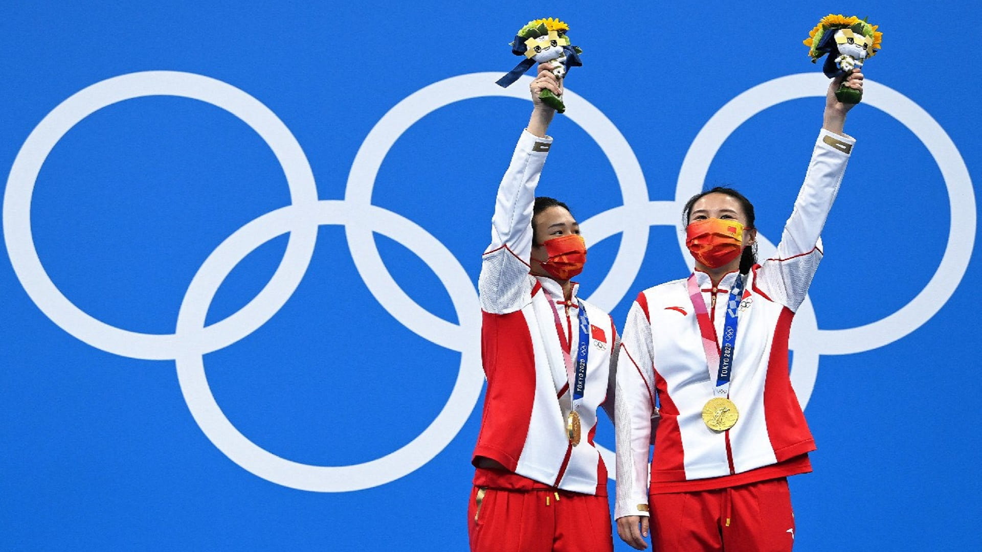 صورة بعنوان: منتخب الصين يتوج بذهبية الغطس من السلم المتحرك بأولمبياد طوكيو 