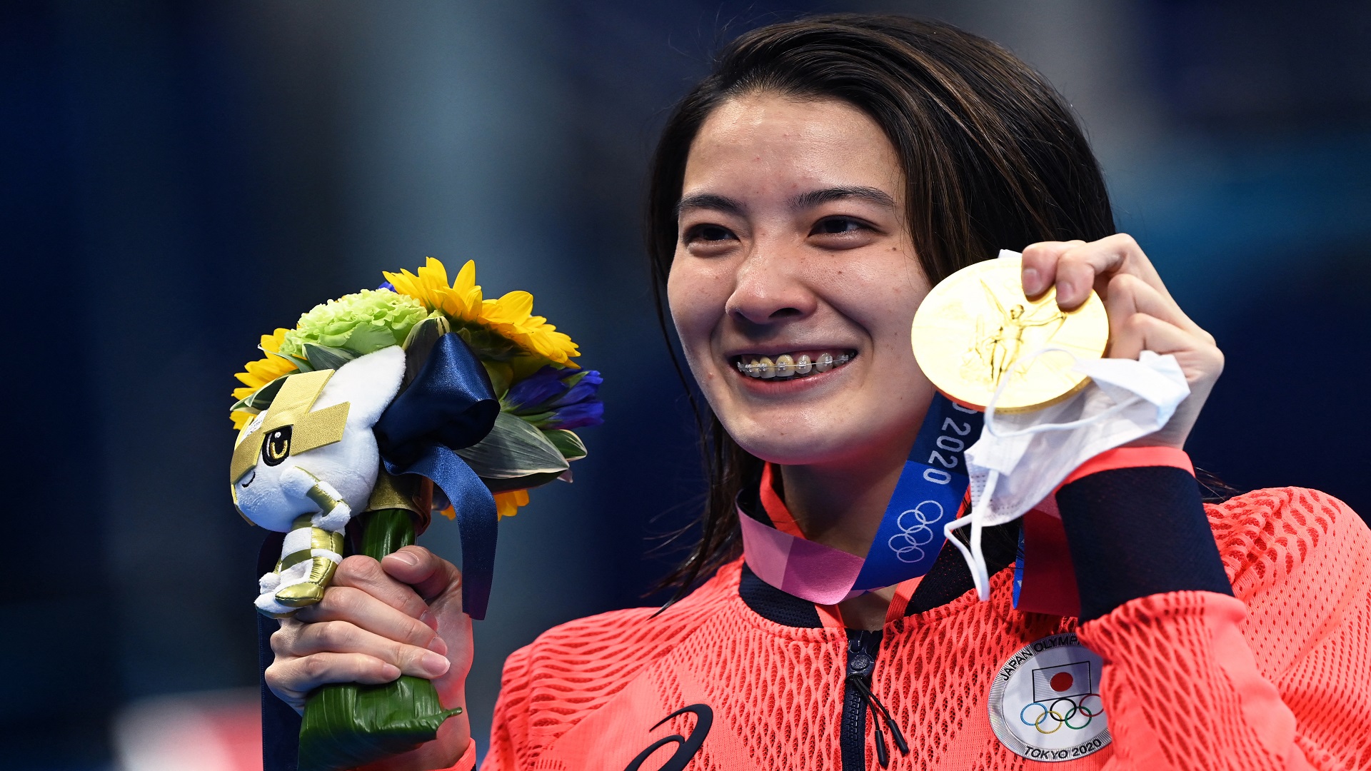 Image for the title: Japan's Yui Ohashi wins women's Olympic 400m individual medley 