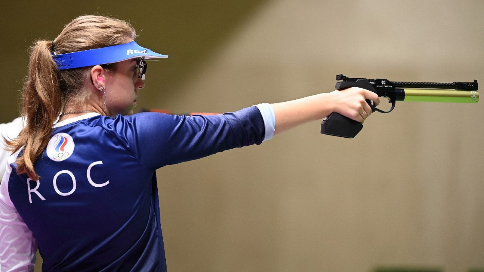 صورة بعنوان: باتساراشكينا تمنح اللجنة الروسية أول ذهبية في أولمبياد طوكيو 