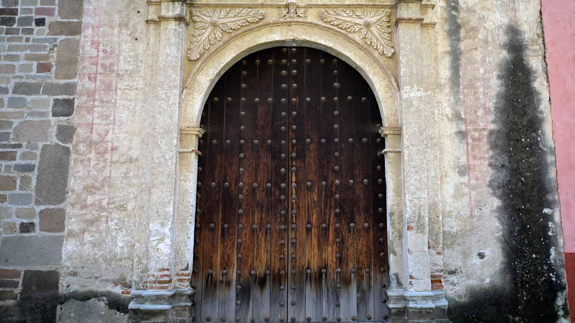 Image for the title: Mexico's Tlaxcala cathedral wins UNESCO world heritage status 