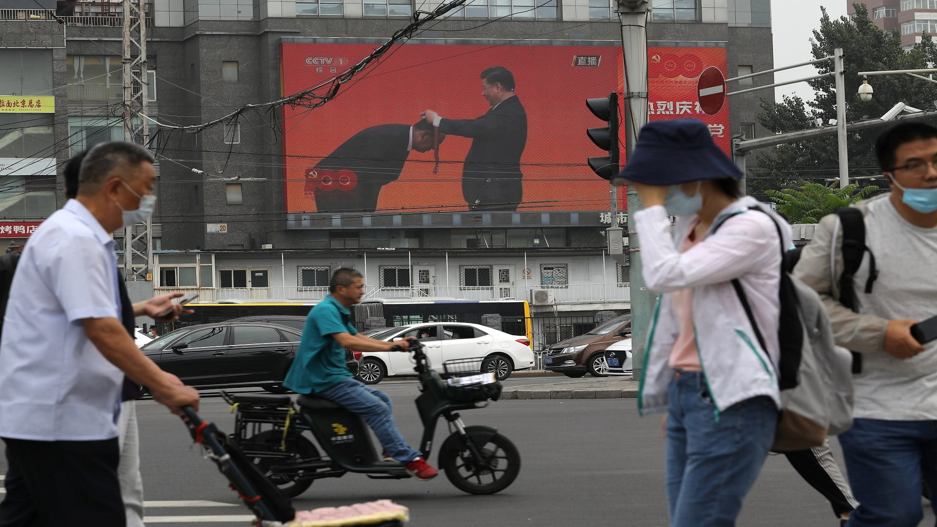 Image for the title: China reports 49 new COVID-19 cases amid Delta outbreak 