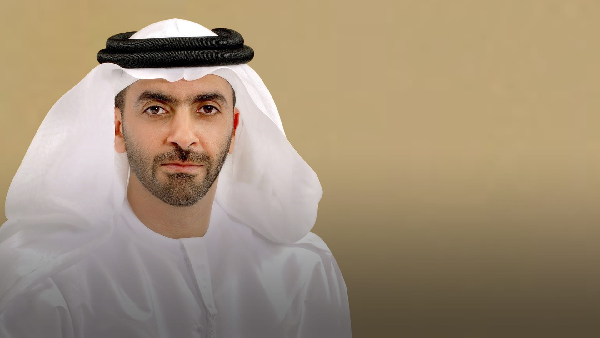 صورة بعنوان: سيف بن زايد يعيد تشكيل مجلس إدارة نادي بني ياس والشركات التابعة 